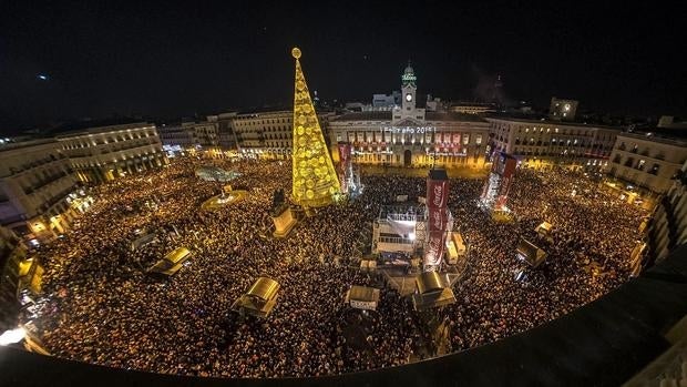 La Puerta del Sol, en la noche del 31 de diciembre