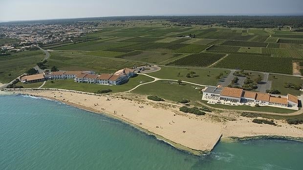 Vista aérea del hotel Atalante
