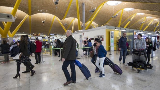 Resultado de imagen de aeropuerto barajas